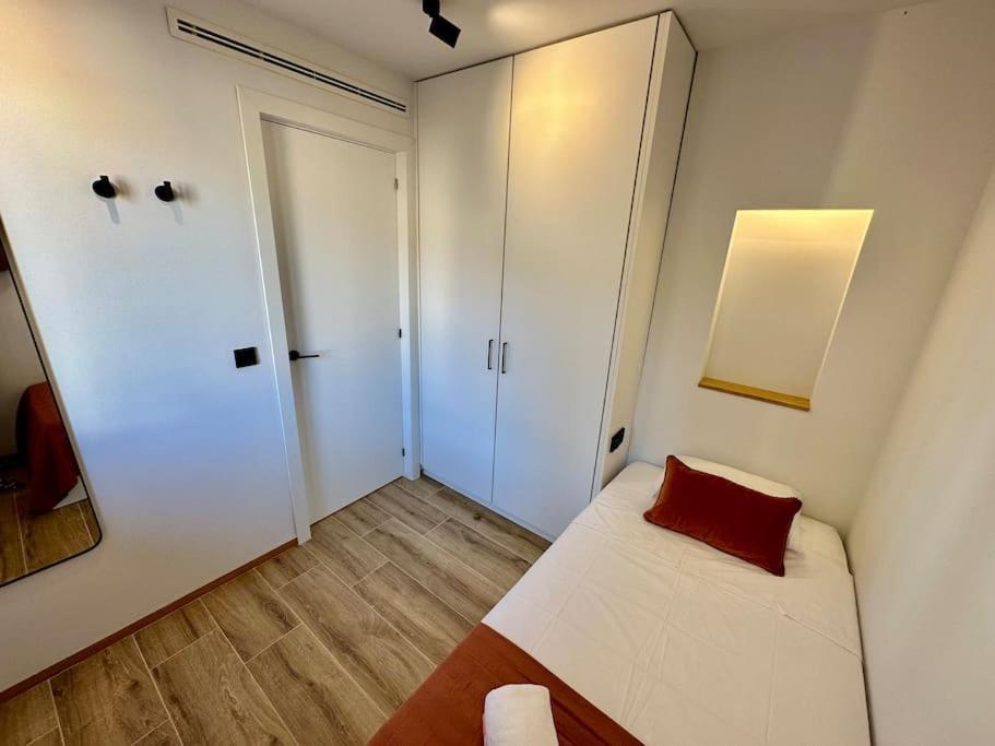 Moderno Y Acogedor Apartamento Con Terraza “ Llebeig” Sóller Esterno foto